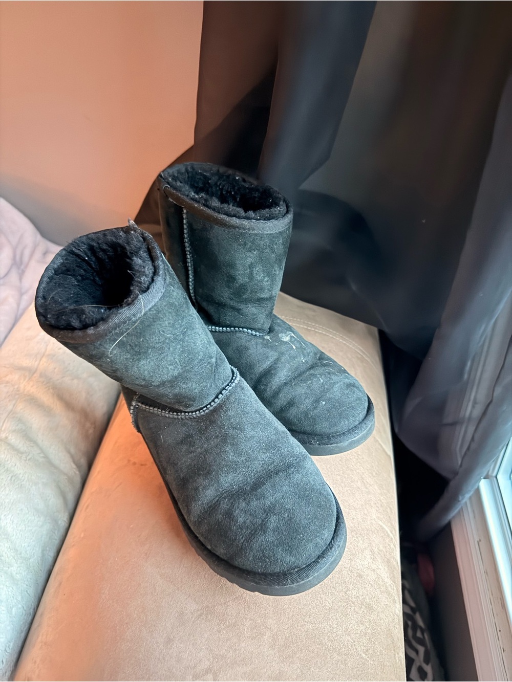 UGG Short Classic Suede Ankle Boots in Charcoal/Black